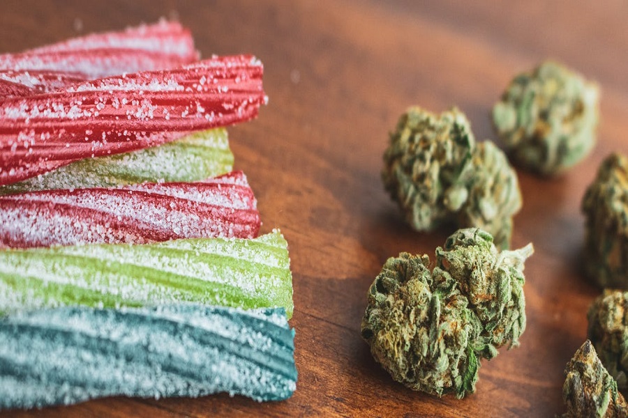 THC gummy worms